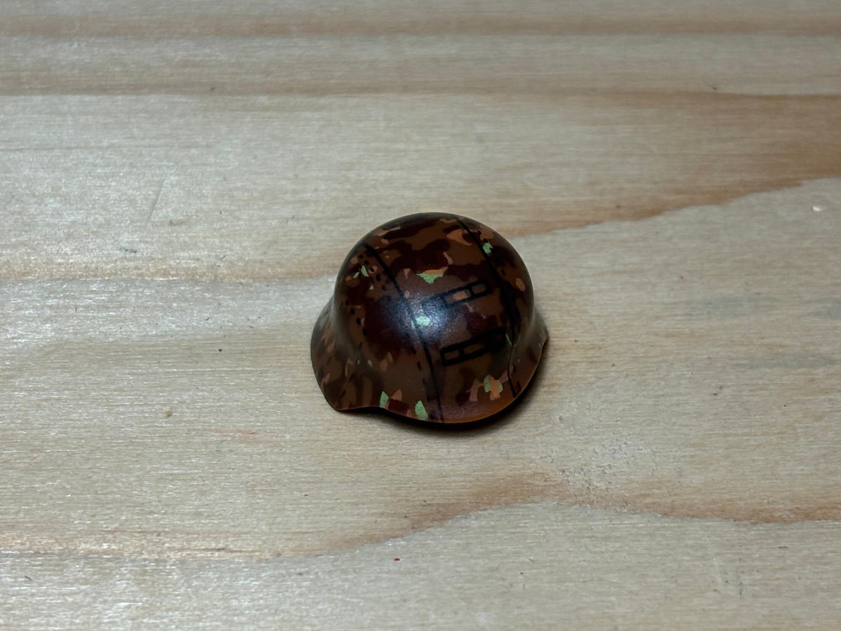 WW2 Camo "Dot44 or somethings like that" Stahlhelm